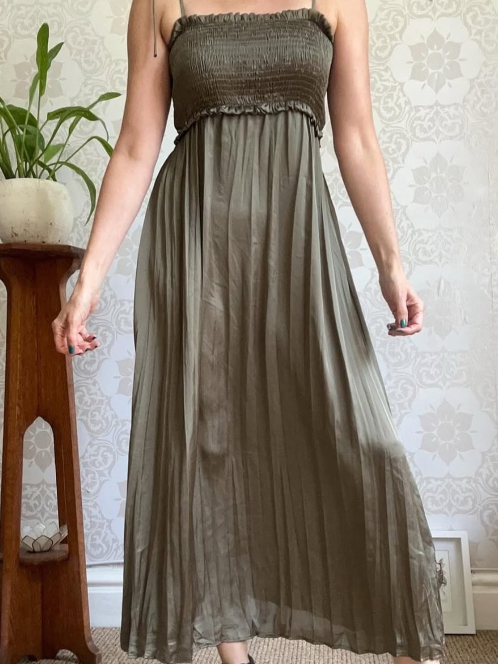 Zara Olive Green Shiny Dress - Picture 3 of 9